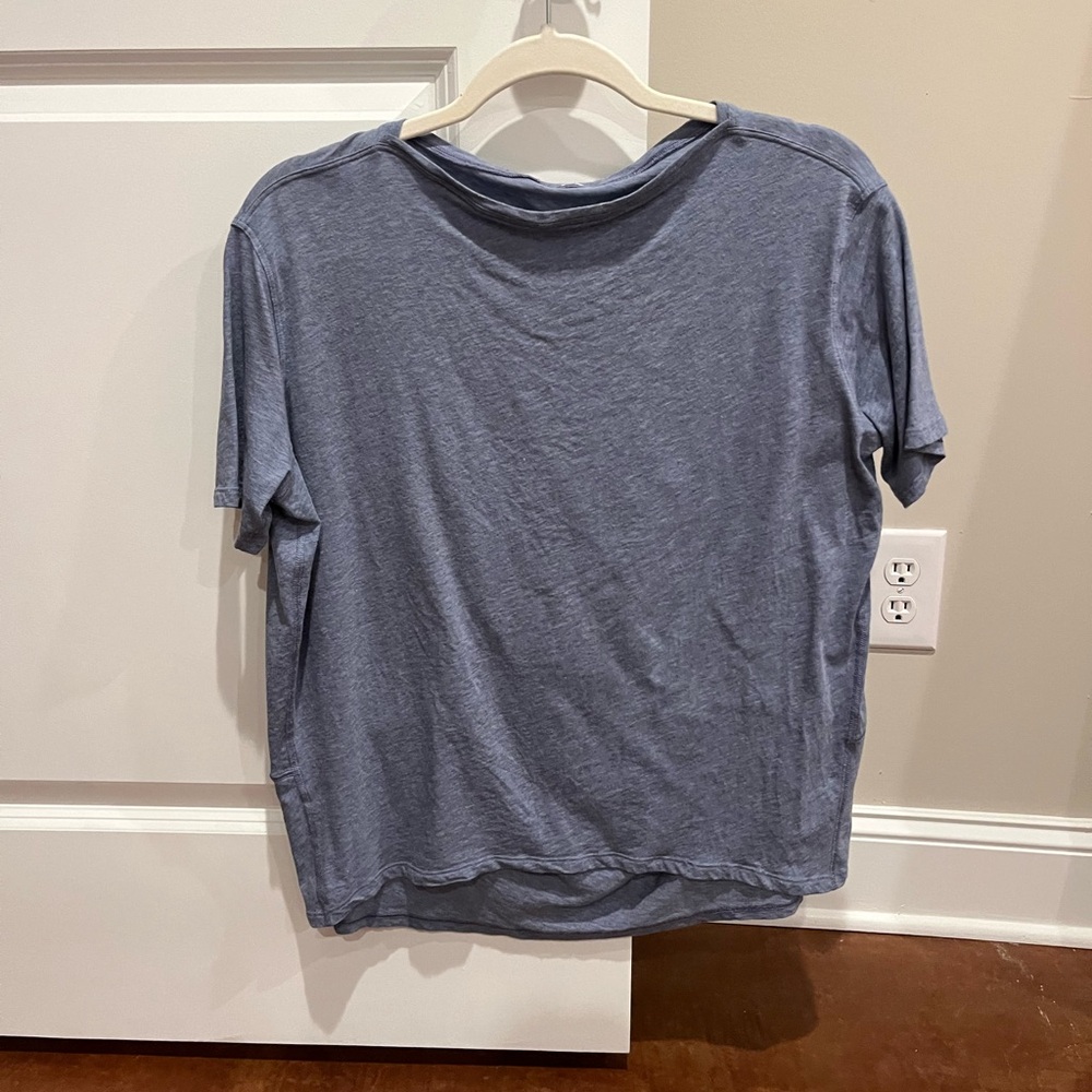 Lululemon shirt